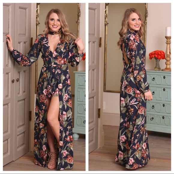 ✨LAST✨Gorgeous Navy floral print romper-maxi - Picture 4 of 7